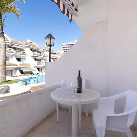 Floritas 29 - One Bed With Pool View Playa de las Americas (Tenerife)