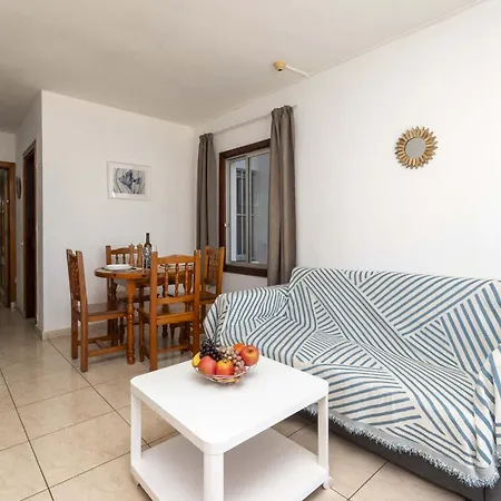 Floritas 29 - One Bed With Pool View Apartment *